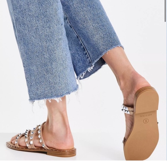 Steve Madden Skylar studded flat sandals strappy nude silver - Picture 2 of 11